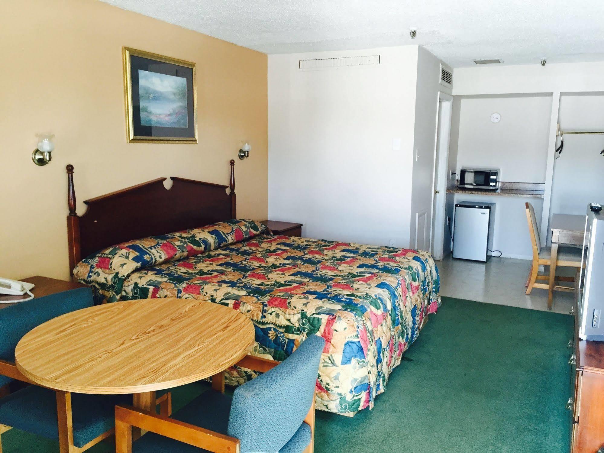 ساجيناو Welcome Inn And Suites المظهر الخارجي الصورة